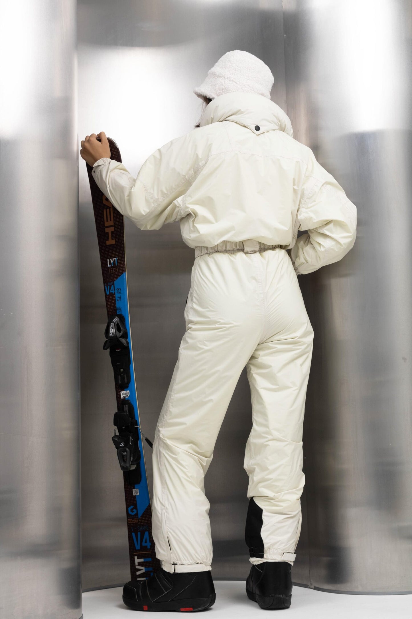 Жіночий білий зимовий лижний комбінезон